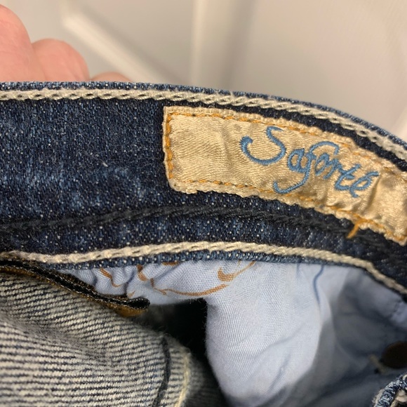 Gorgeous Saforte Flare Low-Rise Jeans - Picture 5 of 7